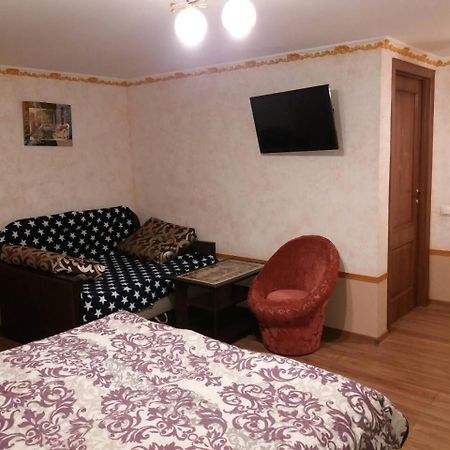 Guest House Zhanna Berehove  Exterior photo