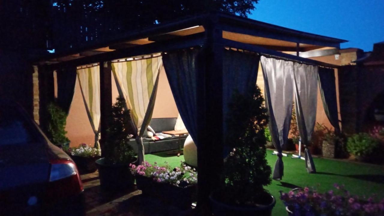 Guest House Zhanna Berehove  Exterior photo